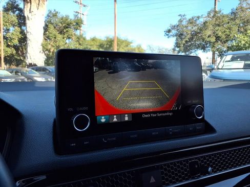 Used 2023 Honda Civic Sport image 8