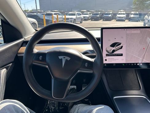 Used 2022 Tesla Model Y Performance AWD/4WD image 14