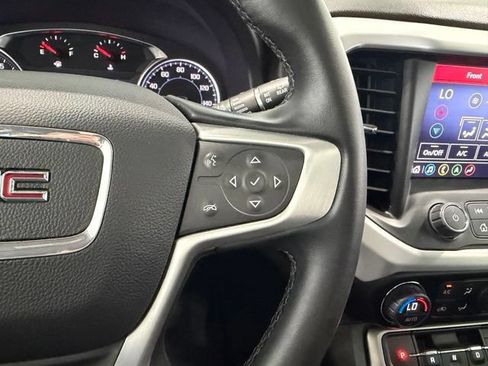 Used 2023 GMC Acadia SLT AWD/4WD image 13