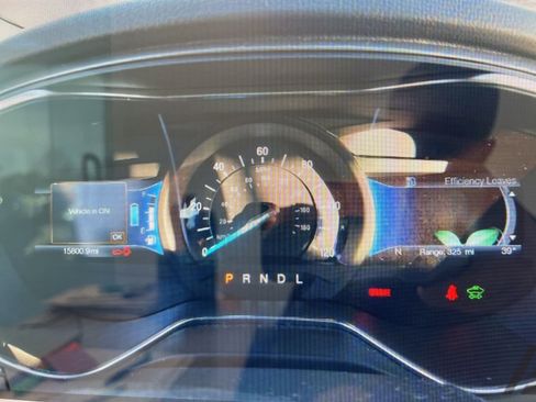 Used 2018 Ford Fusion S image 6