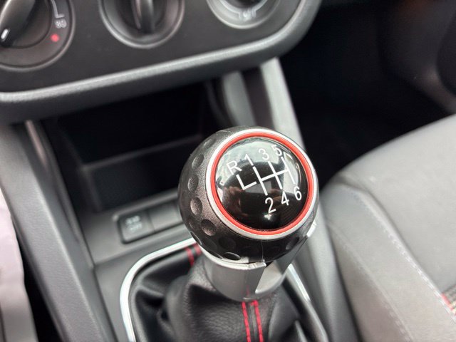 Used 2008 Volkswagen Jetta GLI FWD image 11