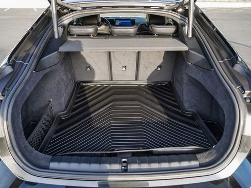 Used 2023 BMW i4 eDrive40 image 31