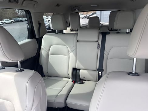 New 2026 Nissan Pathfinder SL FWD image 28