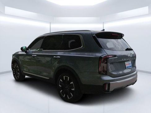 Used 2025 Kia Telluride SX w/ SX Captain's Chair Package FWD image 5