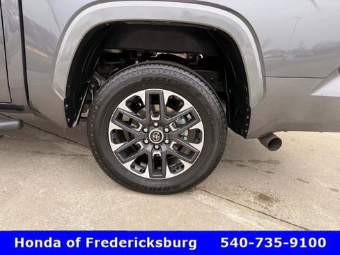 Used 2024 Toyota Tundra Limited image 15