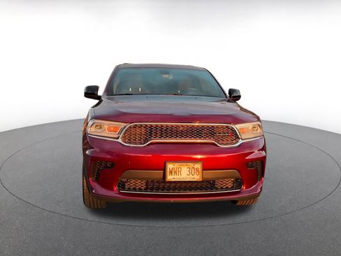 Used 2023 Dodge Durango SXT image 4