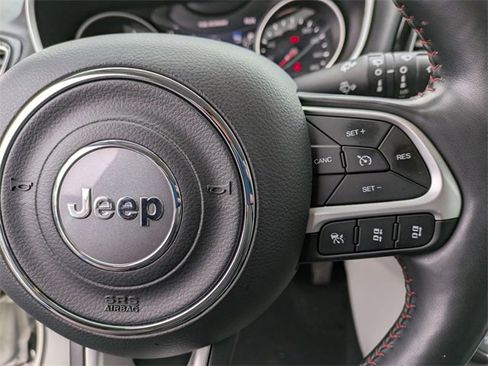 Certified 2021 Jeep Compass Limited w/ Sun and Sound Group image 17