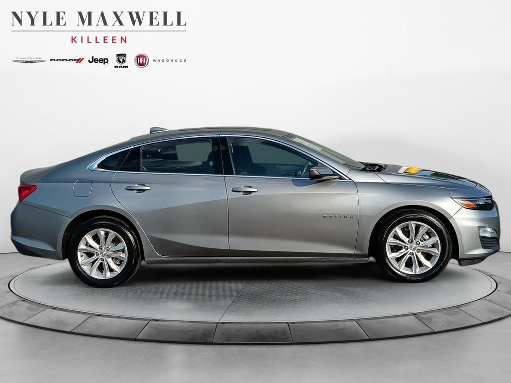 Used 2024 Chevrolet Malibu LT FWD image 17