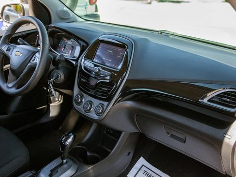 Used 2021 Chevrolet Spark LT FWD image 11