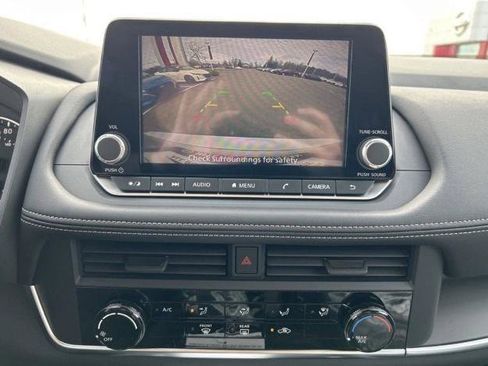Certified 2025 Nissan Rogue S AWD/4WD image 16