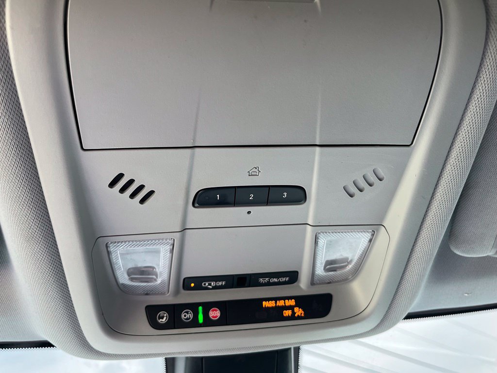Used 2022 Chevrolet Blazer LT FWD image 24