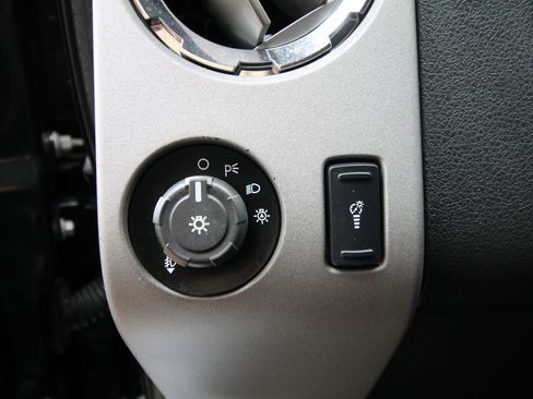 Used 2015 Ford F250 Lariat w/ Chrome Package AWD/4WD image 23