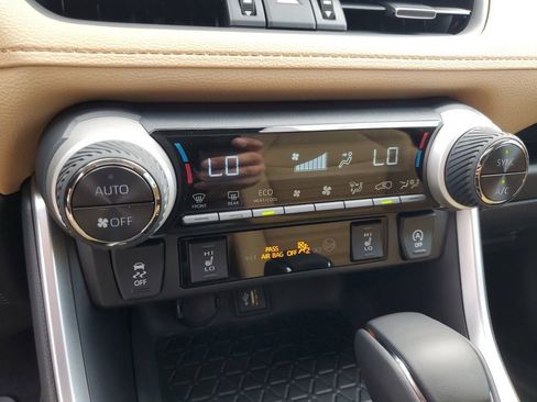 New 2025 Toyota RAV4 XLE Premium image 19