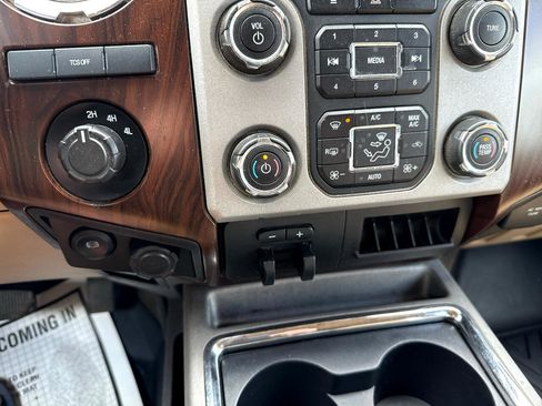 Used 2016 Ford F350 Lariat w/ Chrome Package image 18