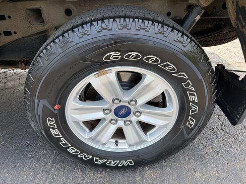 Used 2018 Ford F150 XLT AWD/4WD image 6