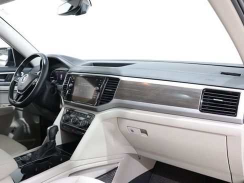Used 2019 Volkswagen Atlas SEL AWD/4WD image 17