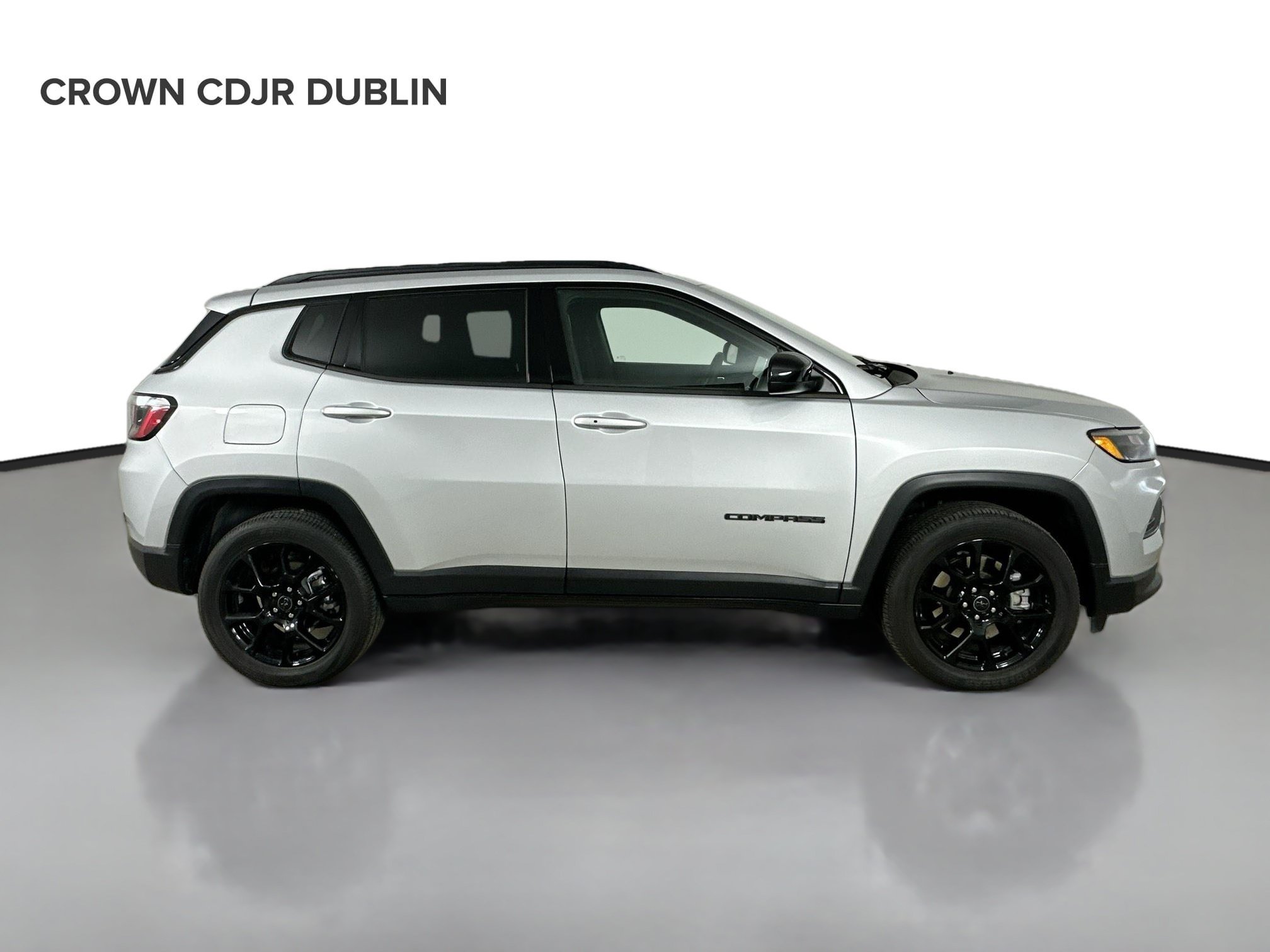 Used 2026 Jeep Compass Latitude AWD/4WD image 4
