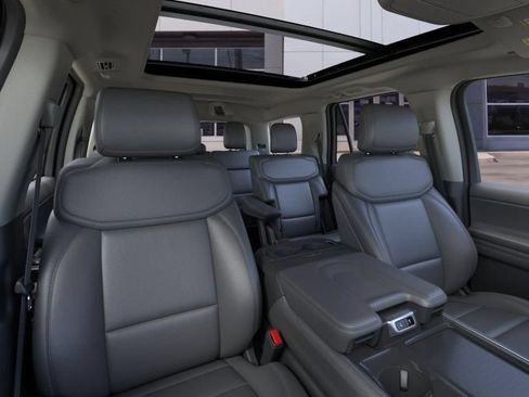 New 2026 Ford Expedition Active AWD/4WD image 14