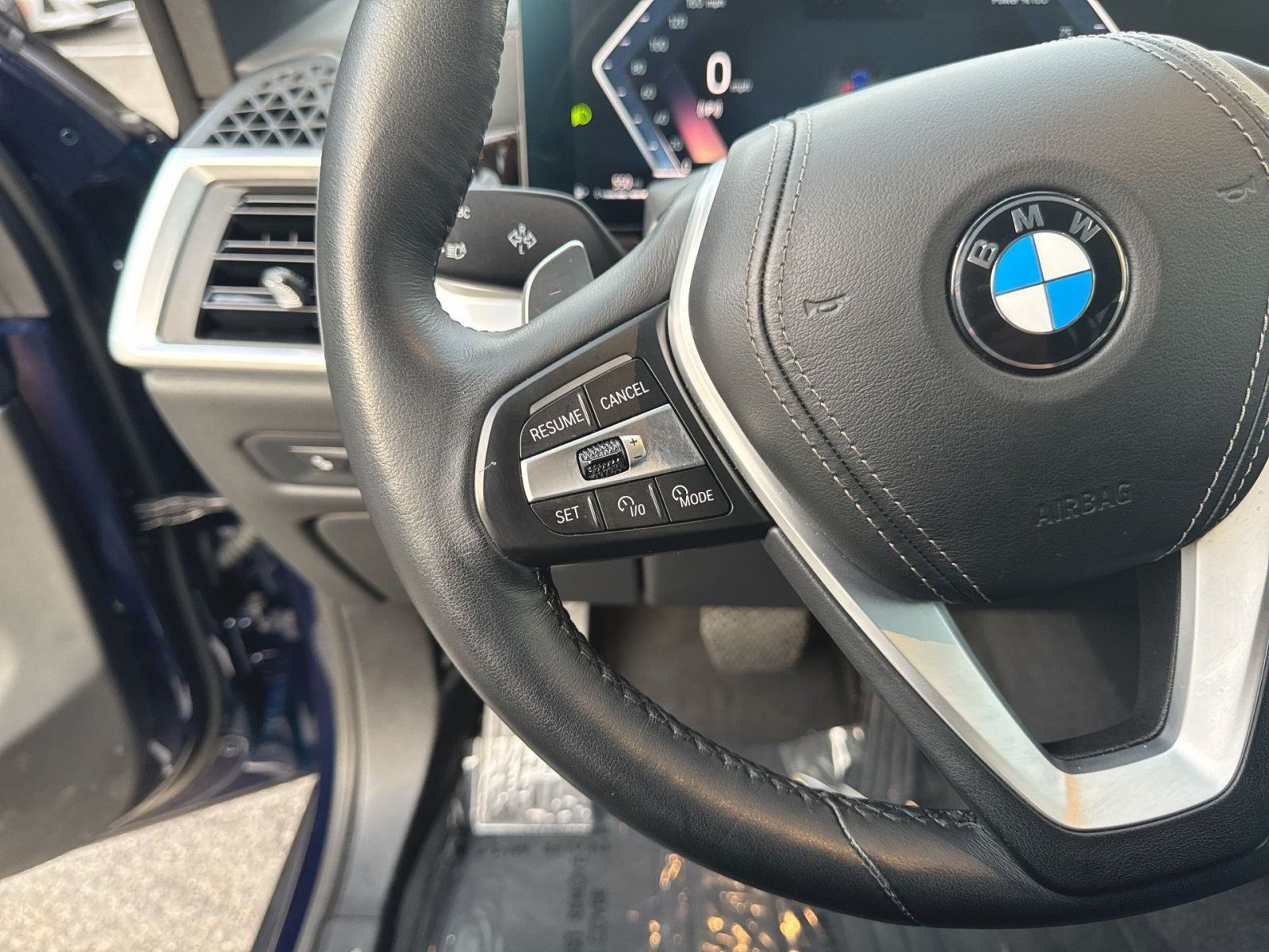 Used 2024 BMW X5 xDrive40i w/ Premium Package AWD/4WD image 16