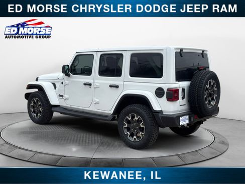 New 2026 Jeep Wrangler Unlimited Sahara AWD/4WD image 3
