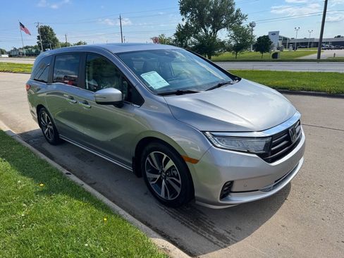 Used 2023 Honda Odyssey Touring image 7
