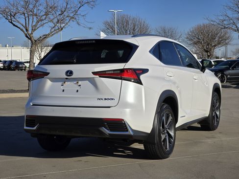 Used 2019 Lexus NX 300h AWD w/ Luxury Package image 3