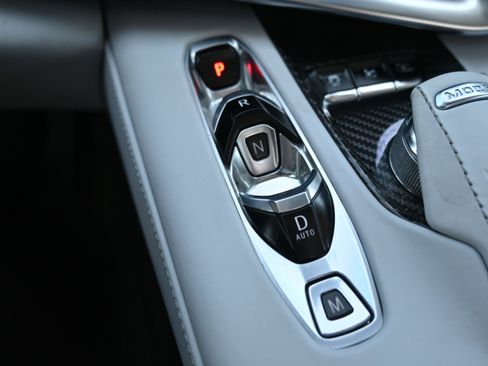 Used 2022 Chevrolet Corvette Stingray Premium Conv w/ Z51 Performance Package image 17