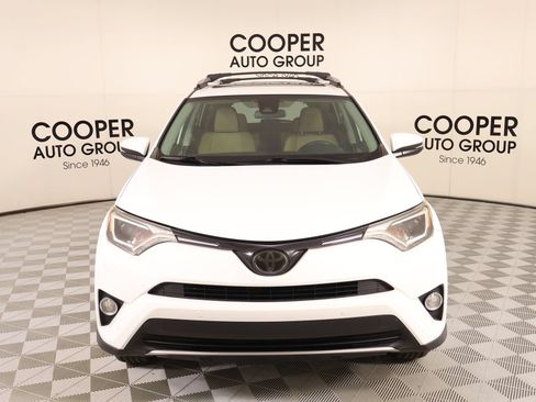 Used 2016 Toyota RAV4 XLE w/ Convenience Package FWD image 8