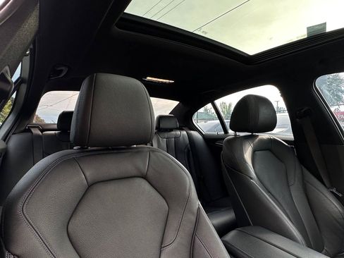 Used 2019 BMW 540i w/ M Sport Package RWD image 32