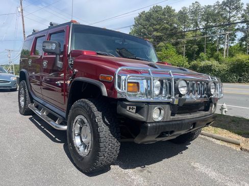 Used 2004 HUMMER H2 w/ Preferred Equipment Group image 2