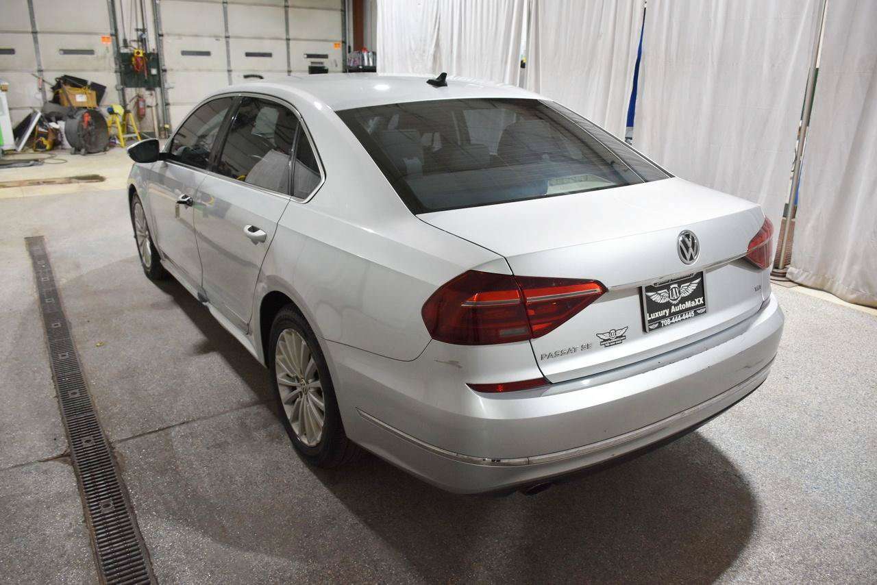 Used 2017 Volkswagen Passat 1.8T SE FWD image 29