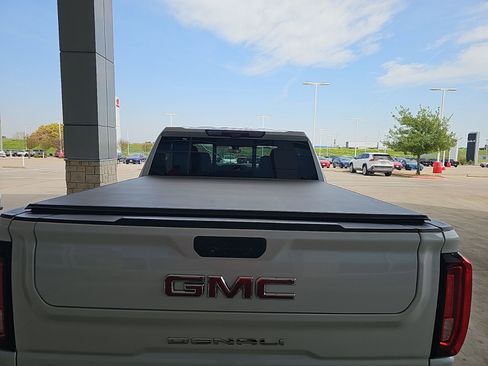 Used 2021 GMC Sierra 1500 Denali w/ Denali Ultimate Package image 18