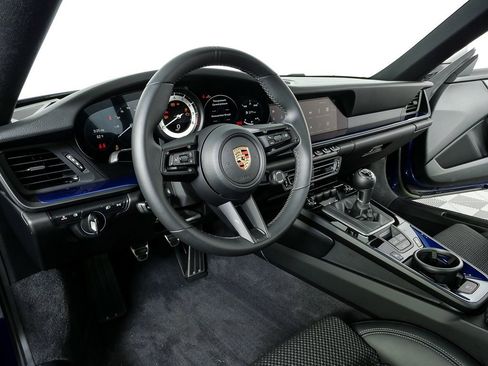 Used 2023 Porsche 911 Carrera T image 4