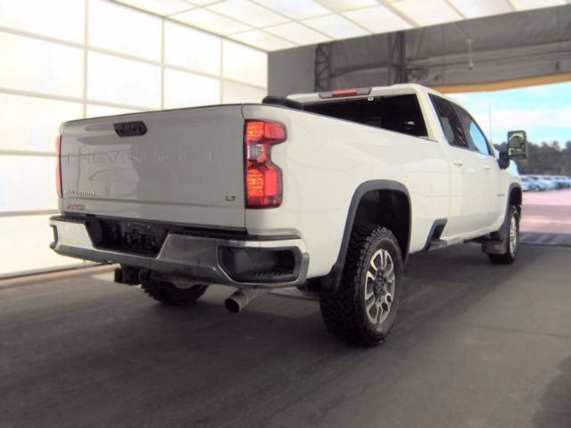 Used 2023 Chevrolet Silverado 3500 LT w/ Convenience Package AWD/4WD image 3