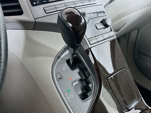 Used 2010 Toyota Venza image 23