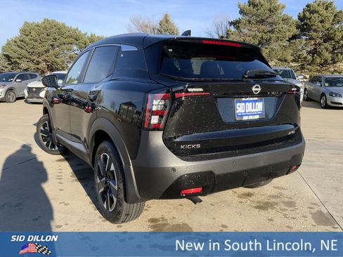 New 2026 Nissan Kicks SV w/ SV Premium Package image 3