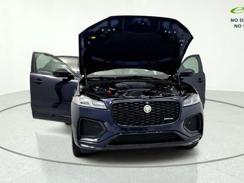 Used 2025 Jaguar F-PACE R-Dynamic S AWD/4WD image 12