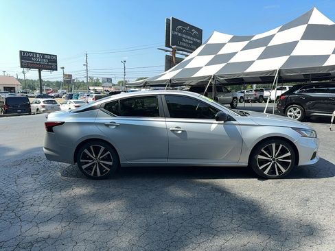 Used 2021 Nissan Altima 2.5 SR image 5