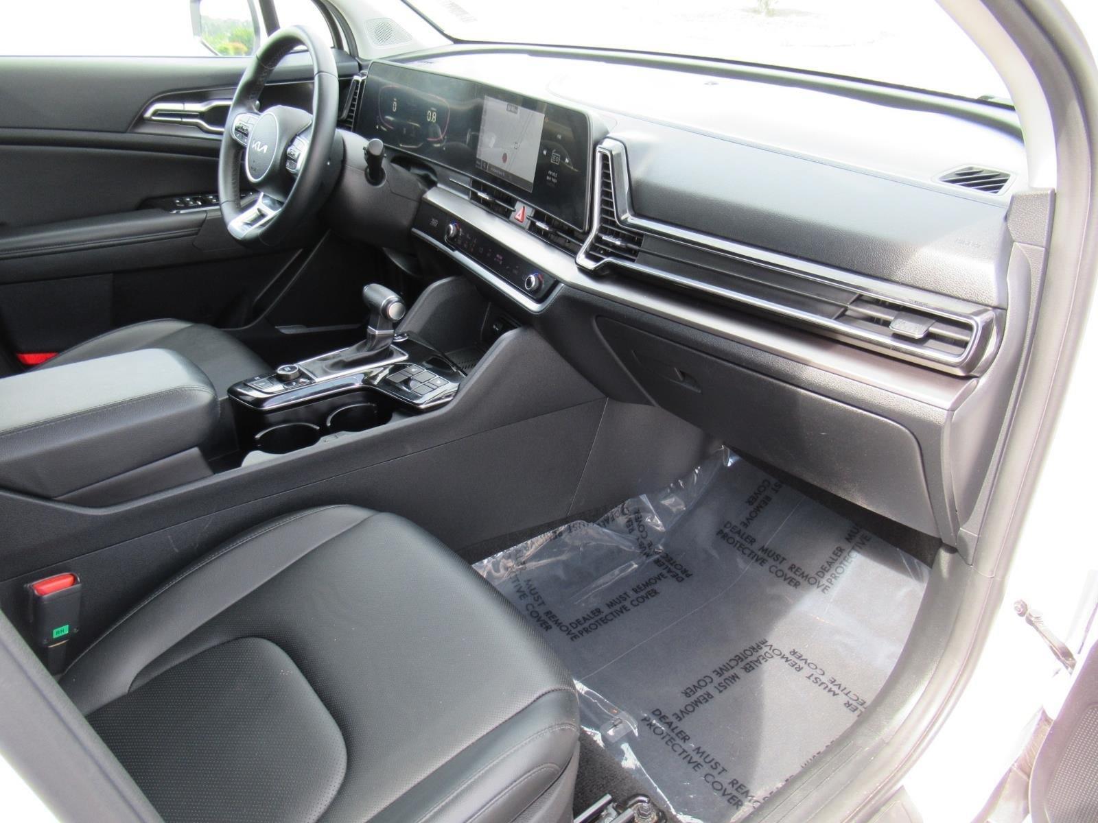 Used 2024 Kia Sportage EX FWD image 11