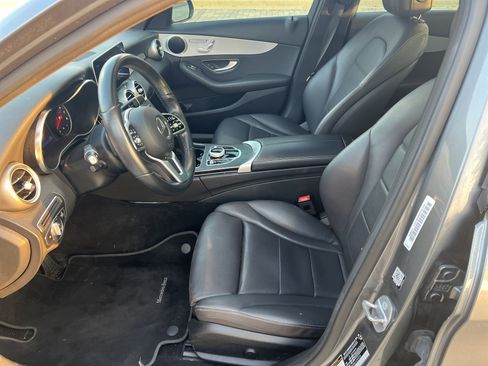 Used 2019 Mercedes-Benz C 300 Sedan image 16