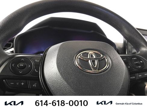 Used 2021 Toyota RAV4 LE AWD/4WD image 22