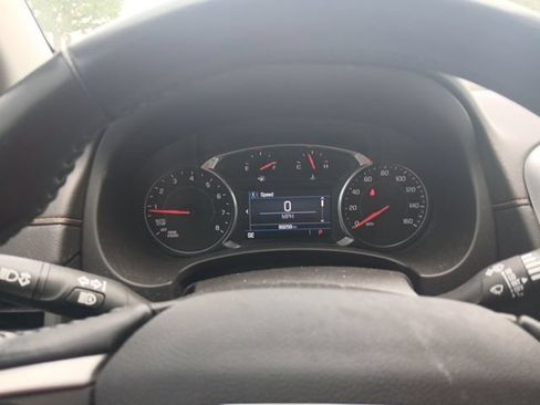Used 2021 GMC Terrain SLE w/ Driver Convenience Package AWD/4WD image 9