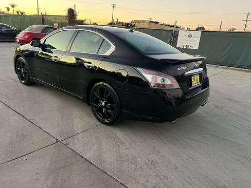 Used 2014 Nissan Maxima 3.5 SV w/ Sport Package image 3