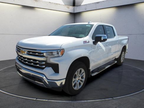 Used 2023 Chevrolet Silverado 1500 LTZ AWD/4WD image 1