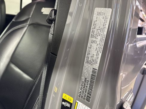 Used 2022 Jeep Wrangler Unlimited Sport S image 35