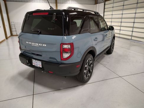Used 2023 Ford Bronco Sport Outer Banks w/ Tech Package image 13
