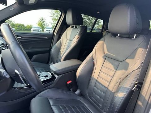 Used 2025 BMW X4 xDrive30i w/ Premium Package AWD/4WD image 31