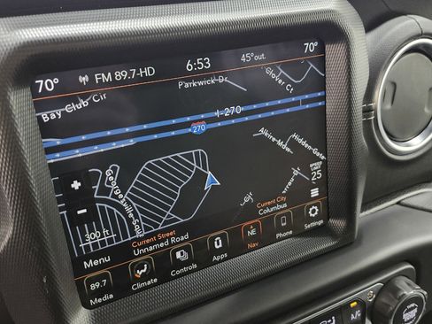 Used 2023 Jeep Wrangler Sahara image 4