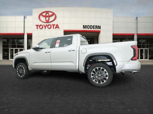 New 2026 Toyota Tundra Limited AWD/4WD image 12
