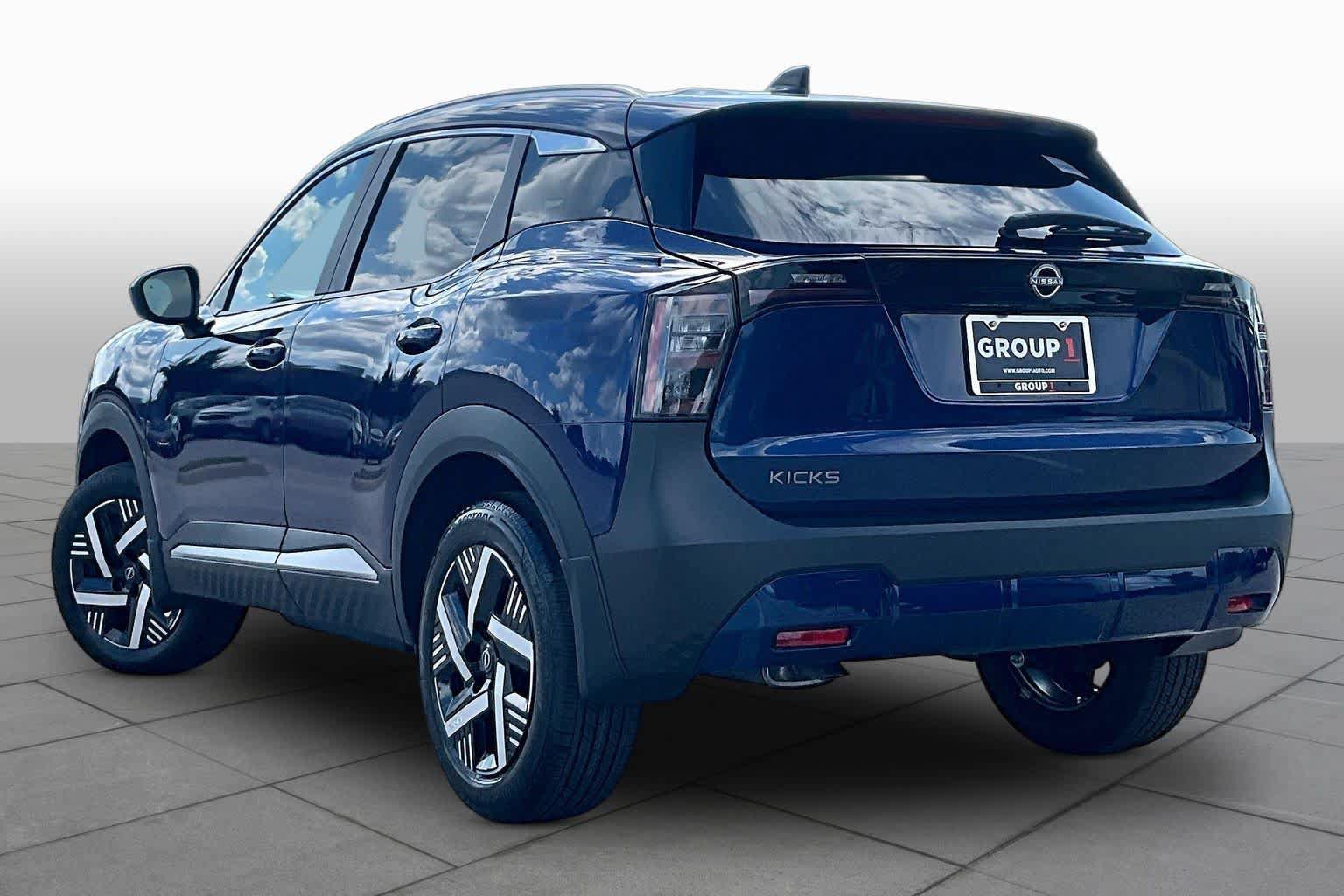 New 2027 Nissan Kicks SV FWD image 12
